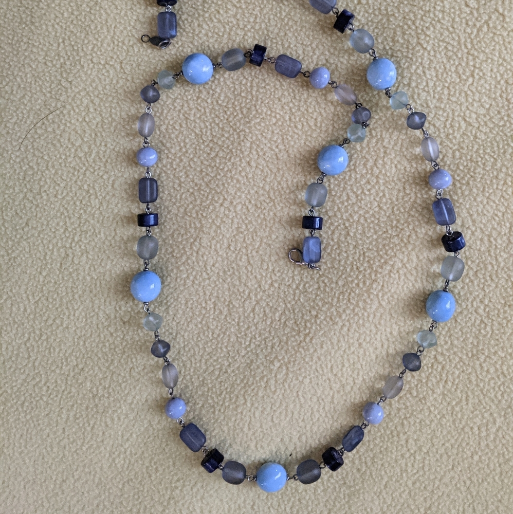 Blue bauble necklace